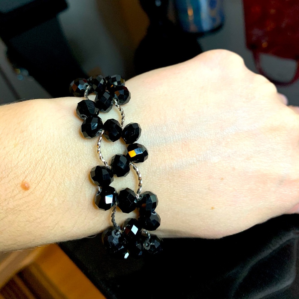 Shiny black beads bracelet 🖤